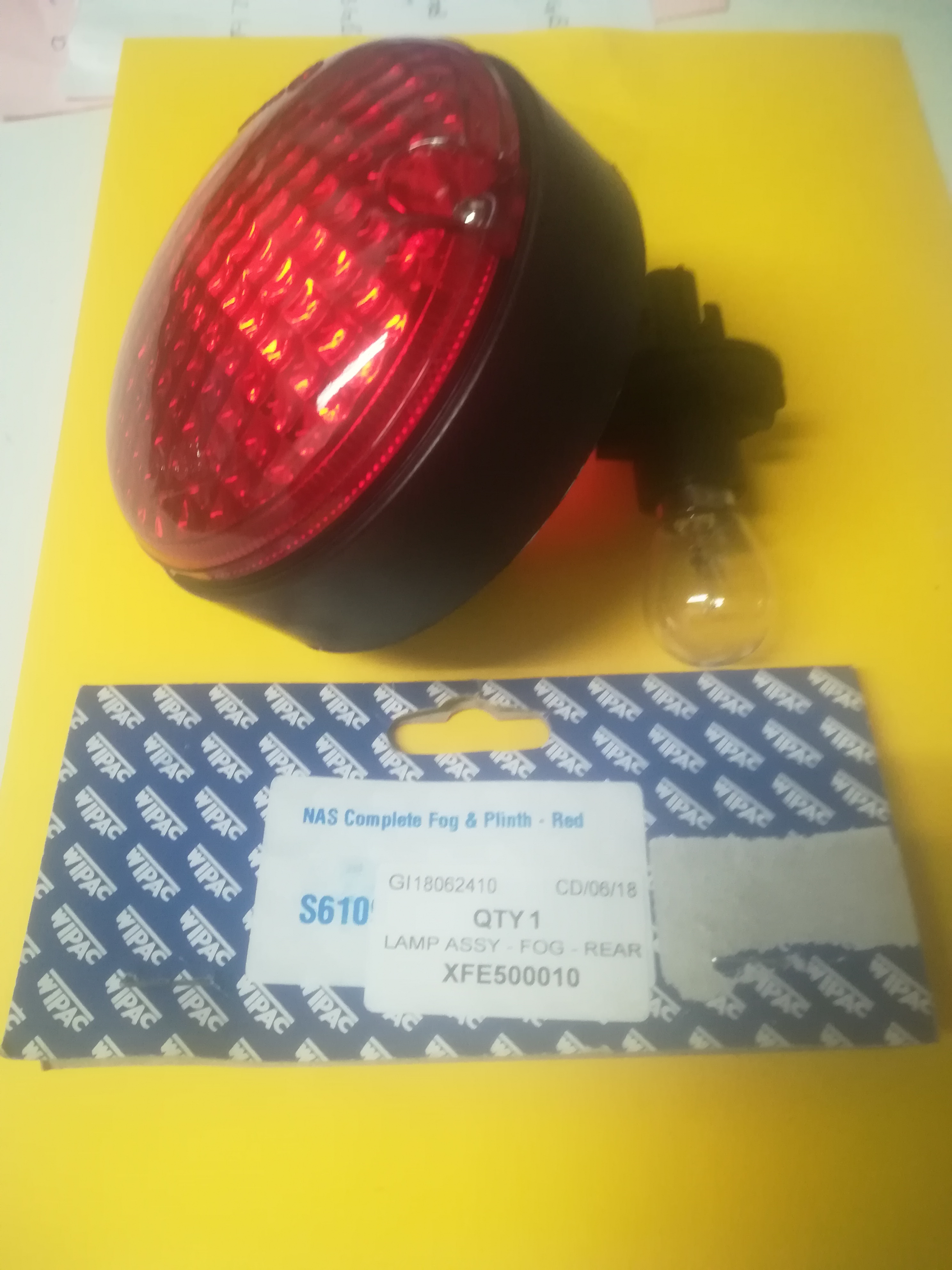 Product image: LAND ROVER DEFNDER REAR FOG LAMP  WIPAC 