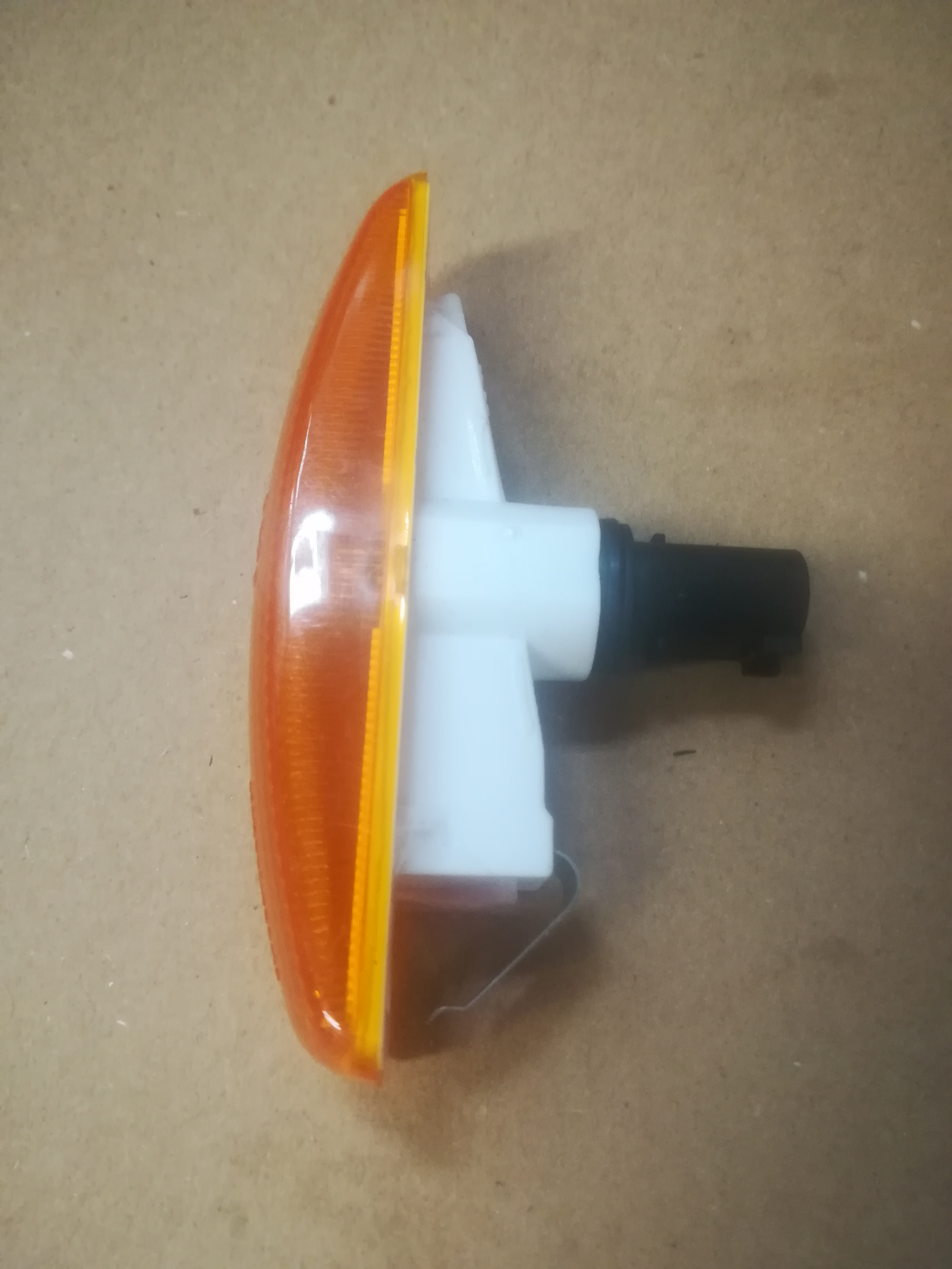 Product image: LAMD ROVER DISOVERY 3 / 4 SIDE REPEATER LAMP AMBER