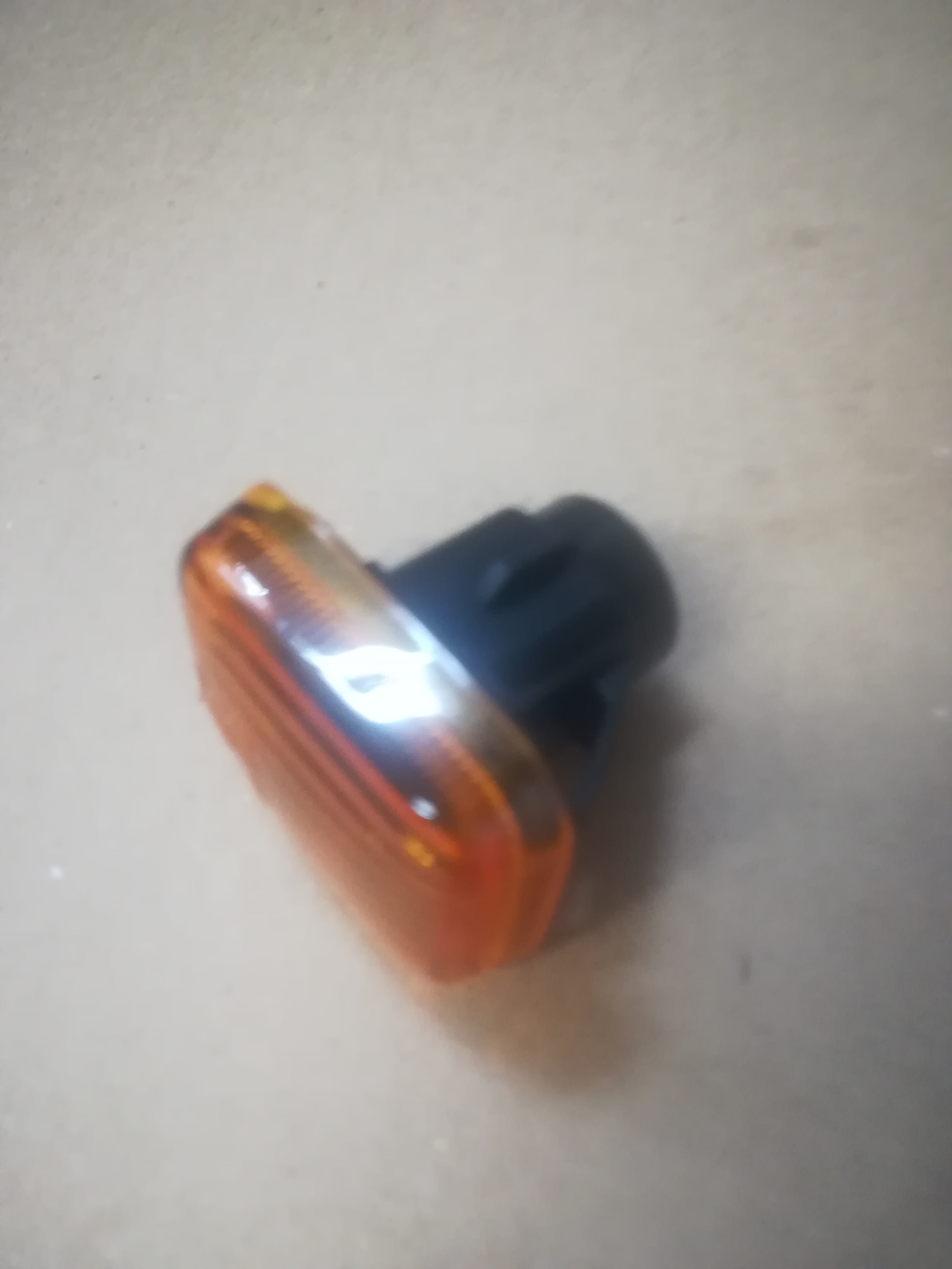 Product image: RANGE ROVER P38 SIDE REPEATER LENS AMBER