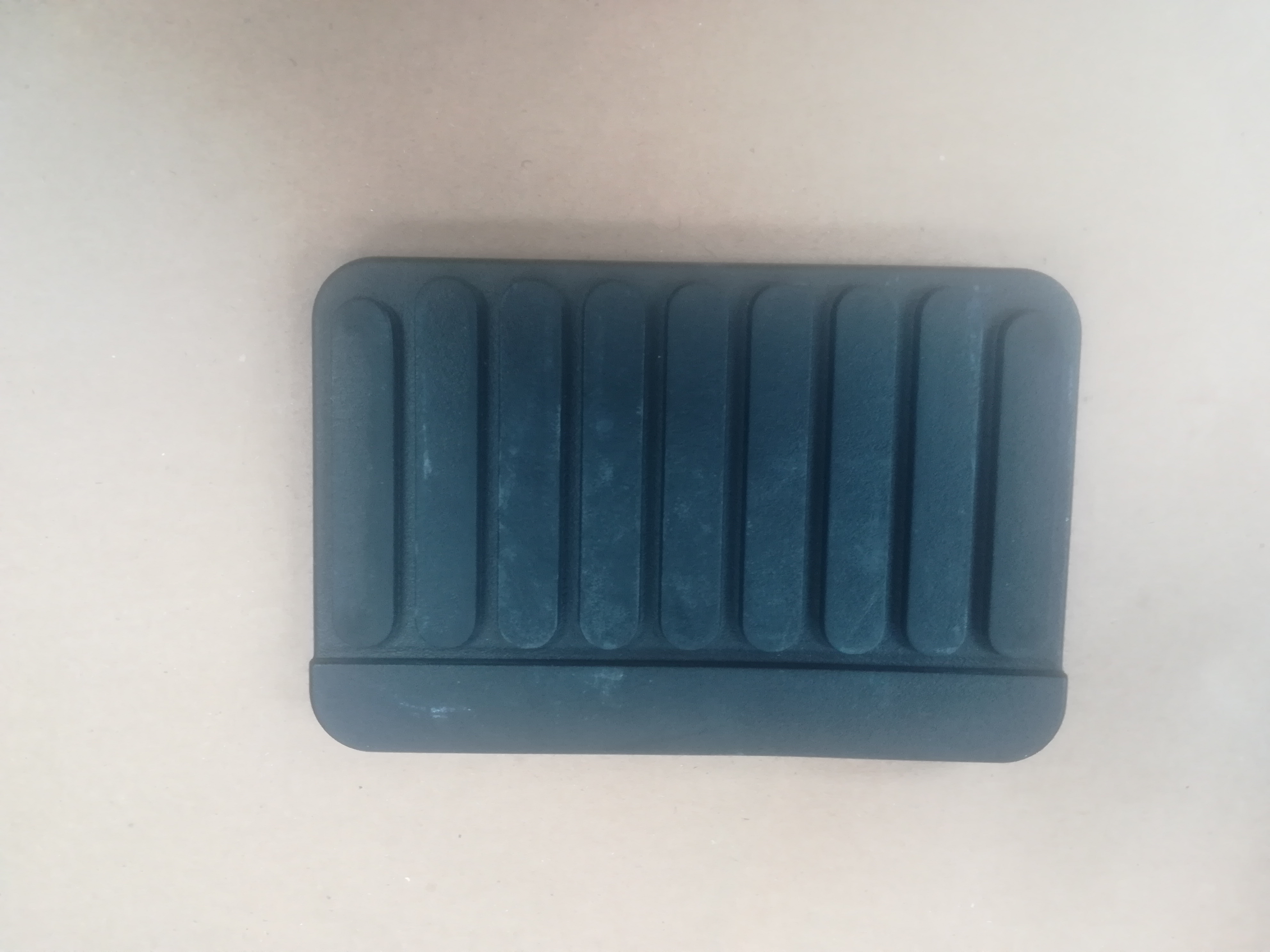 Product image: RANGE ROVER P38 AUTOMATIC PEDAL RUBBER UK MADE