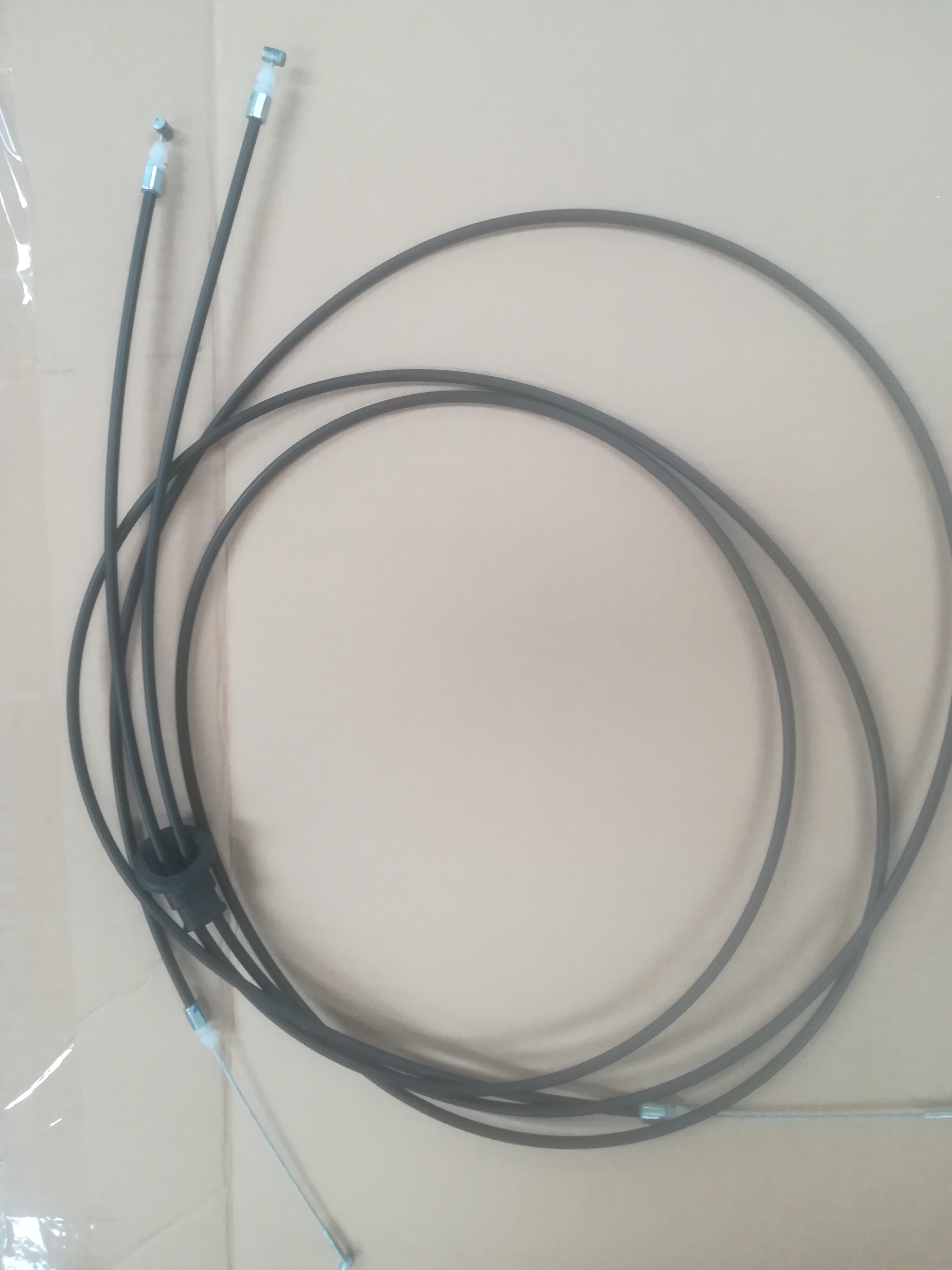 Product image: RANGE ROVER P38 BONNET RELEASE CABLE