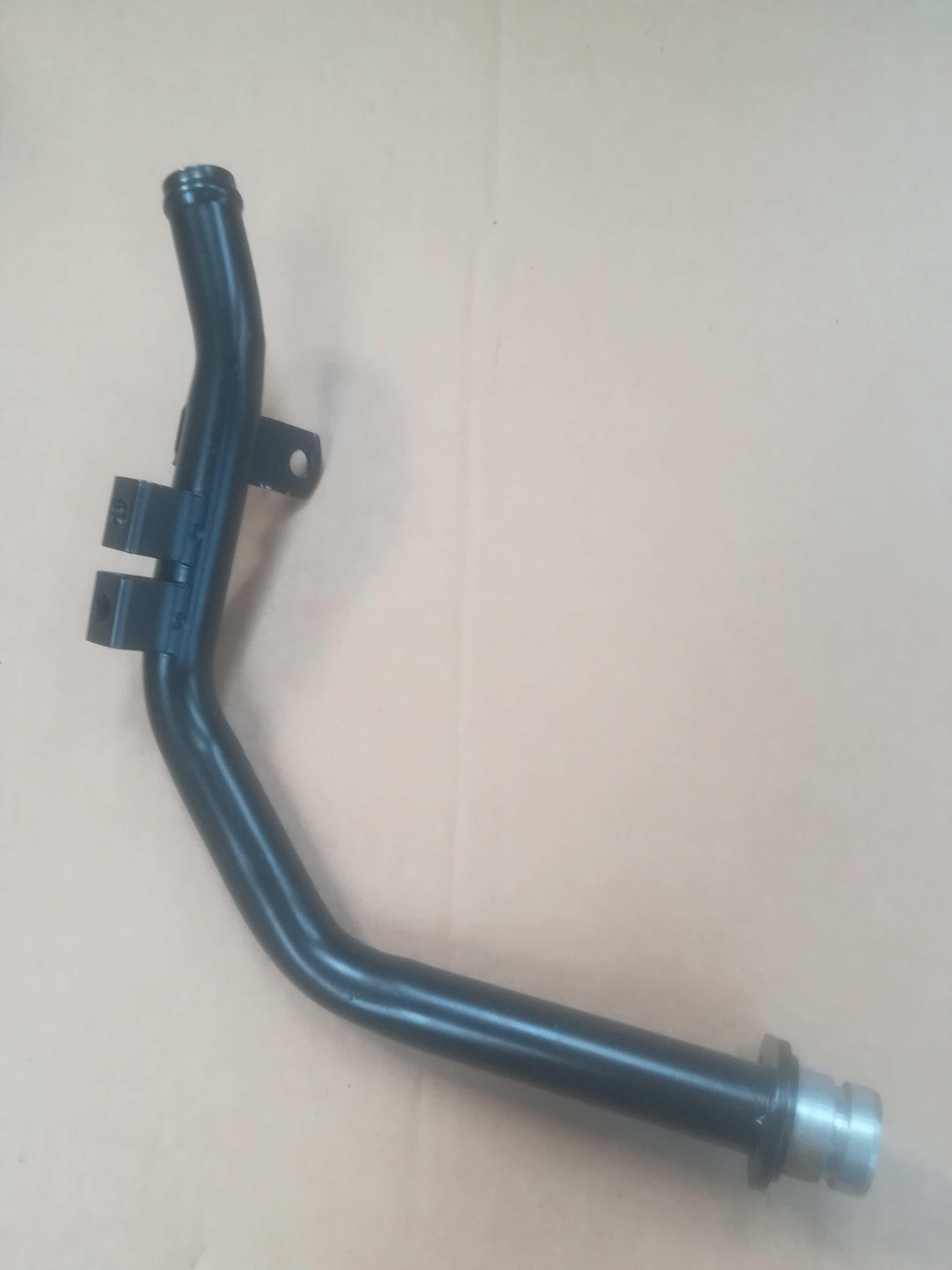Product image: RANGE ROVER P38 V8 PETROL MOTEC TOP HEATER PIPE UK O.E.M